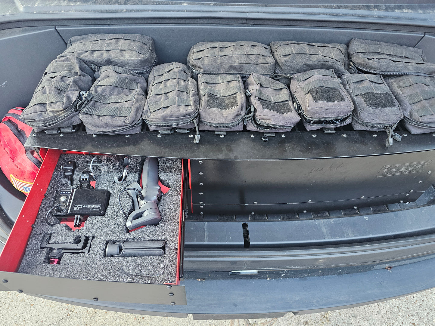 Cybertruck Frunk Kit: Premium